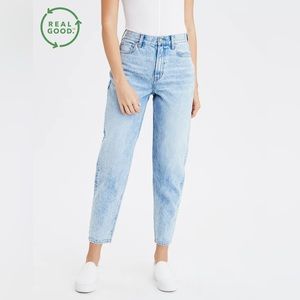American Eagle Relaxed Mom Jeans